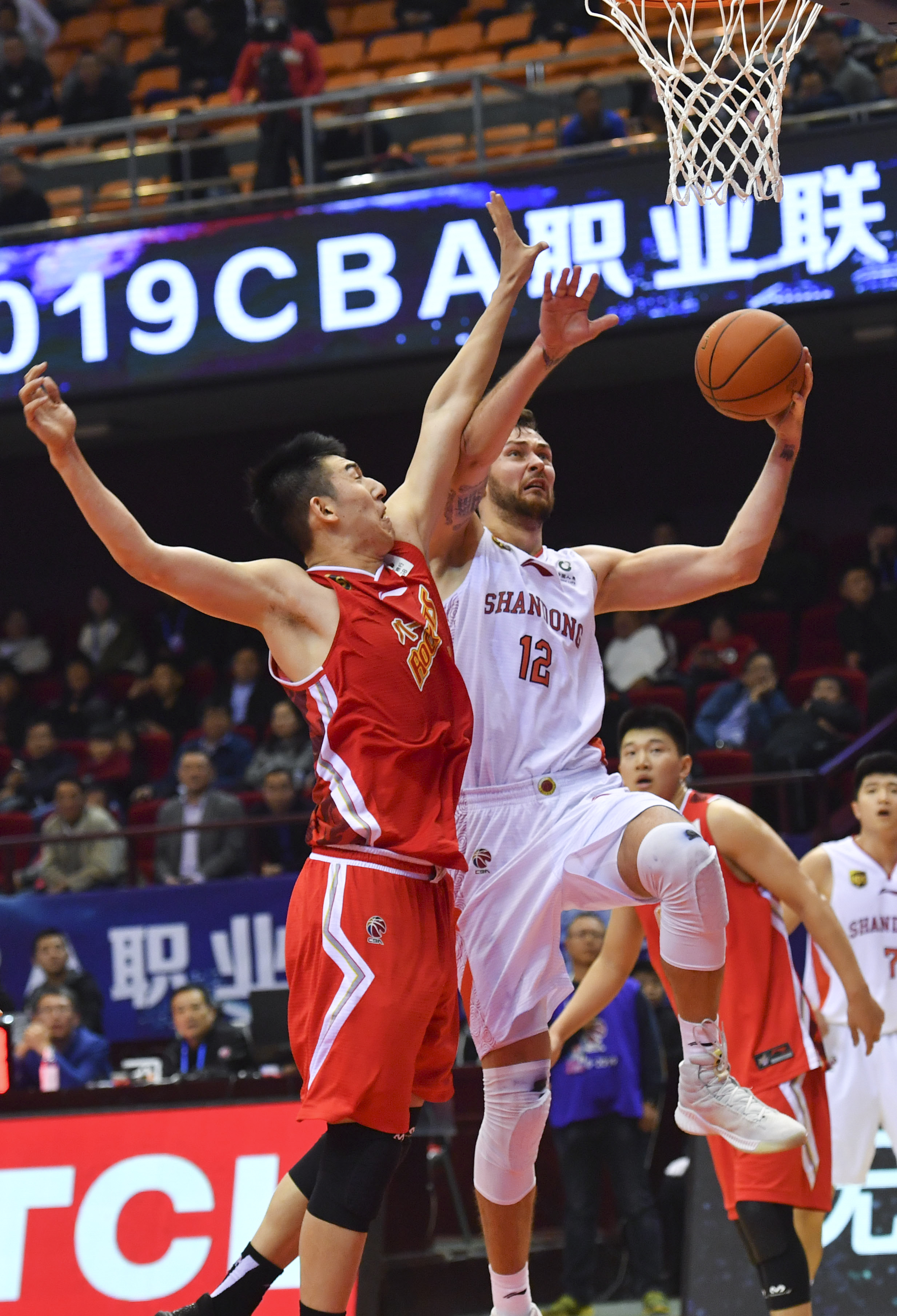 及其对国际 及其对国际