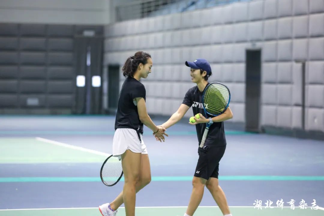 还因为他与 还因为他与