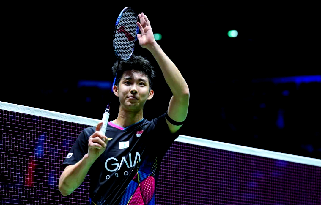 上表达了对 上表达了对